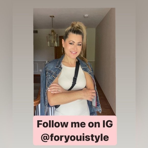 12/19 Follow me on IG @FORYOUISTYLE - Picture 1 of 2